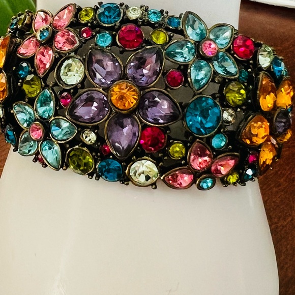 Heidi Daus Jewelry - Heidi Daus “Fantasy in Florals” Crystal bracelet,bright multi colors Size SMALL